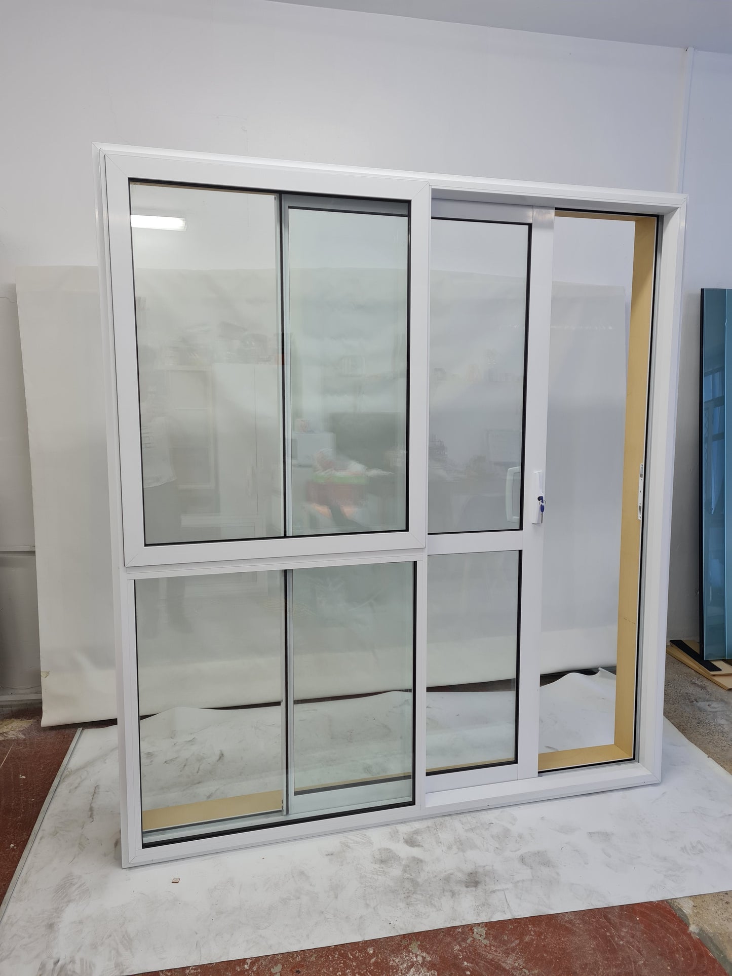 Lounge Sliding Door - Pre-made