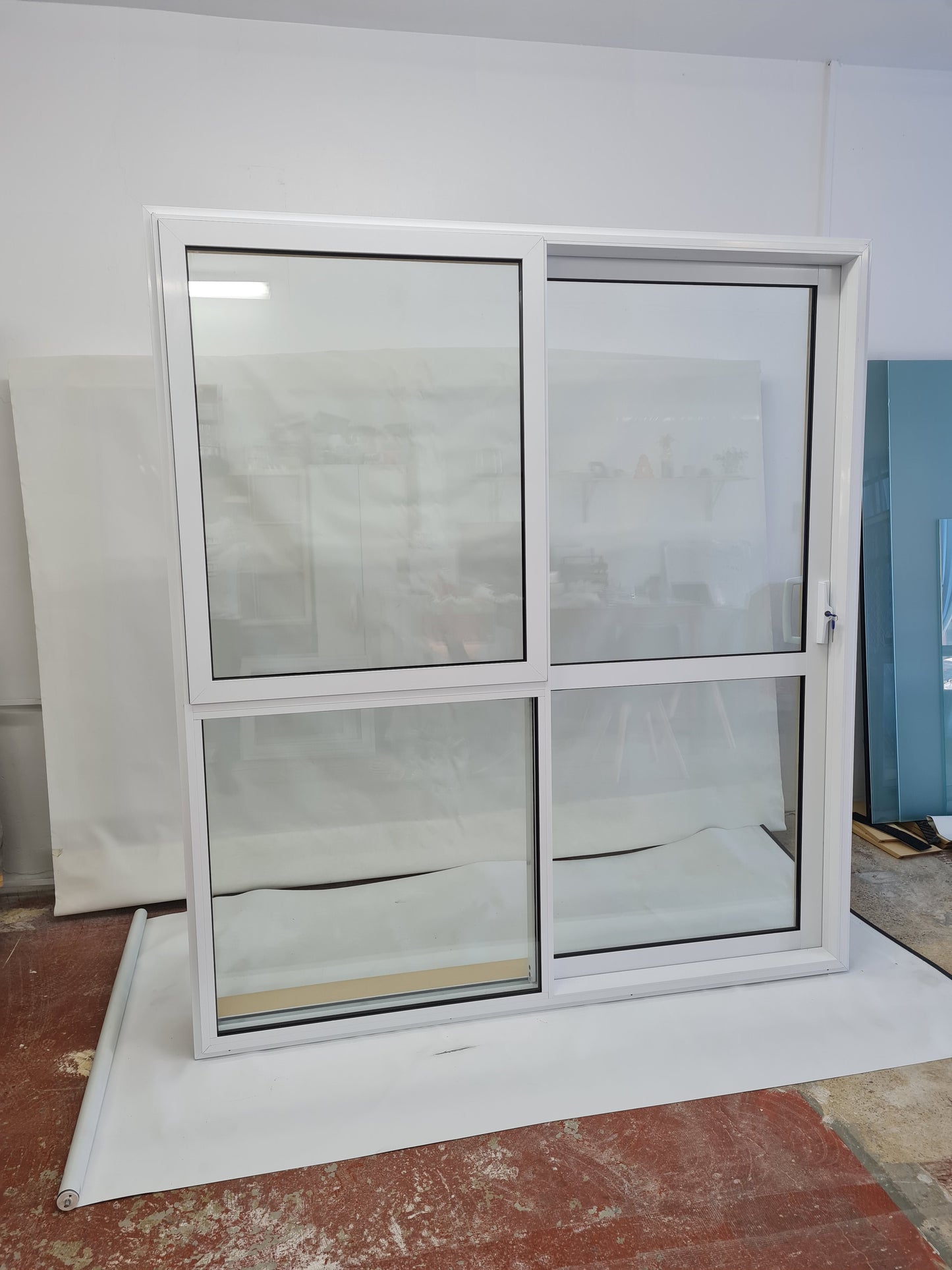 Lounge Sliding Door - Pre-made