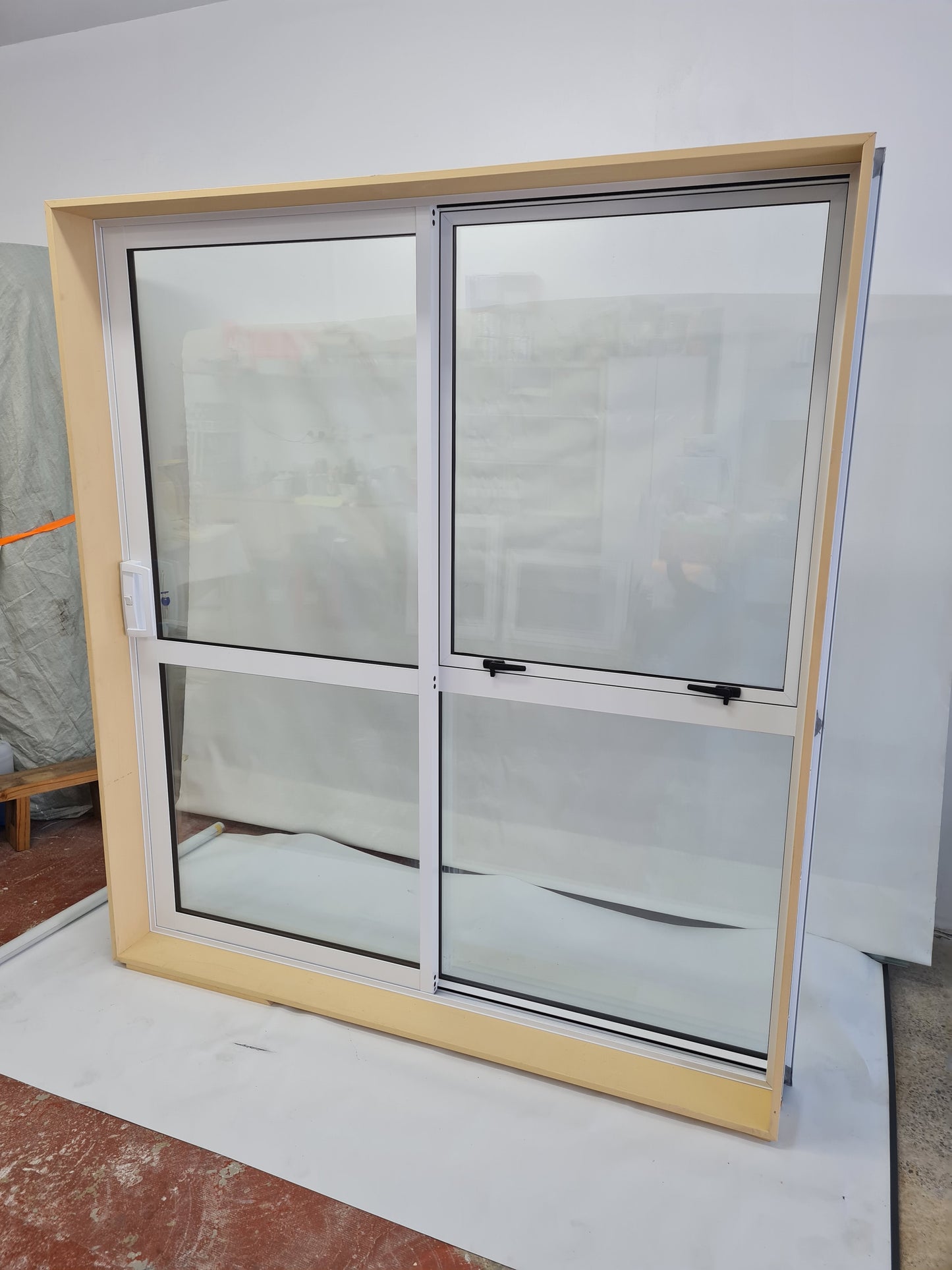 Lounge Sliding Door - Pre-made